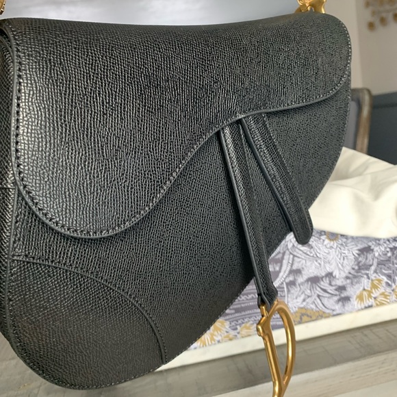 Black SADDLE BAG Grained Calfskin - Picture 3 of 12